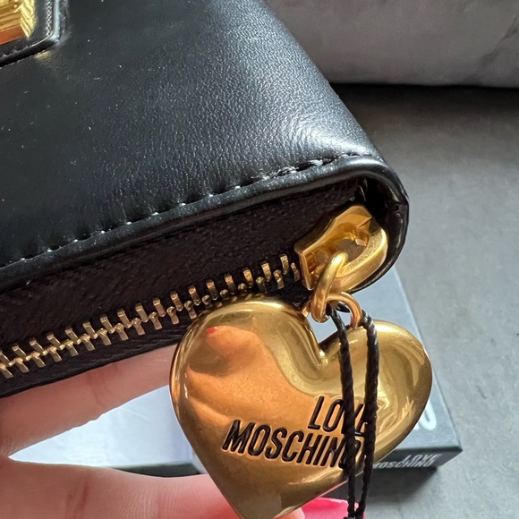 LOVE MOSCHINO WALLET WITH HEART ZIPPER - Picture 4 of 5